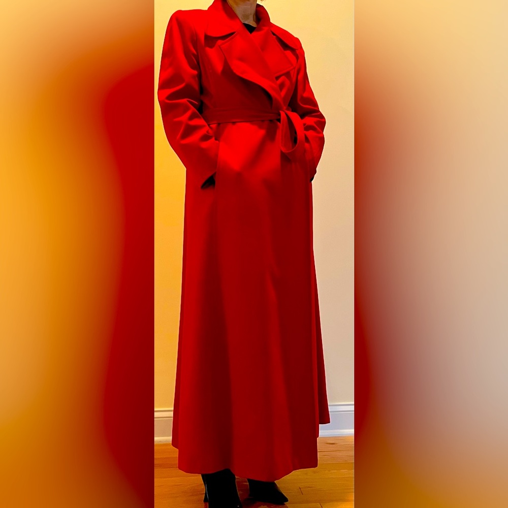 Trench coat, dress, no button by Linda Allard